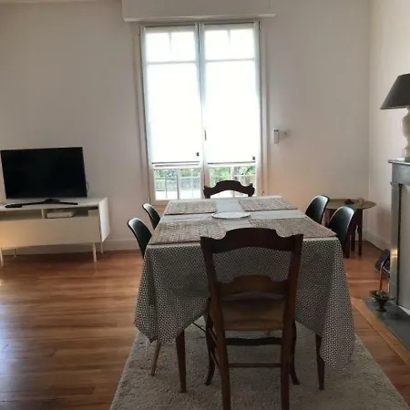Апартаменты Fontaine Marron : Bourgeois A Deux Pas Du Centre Et Des Plages 3